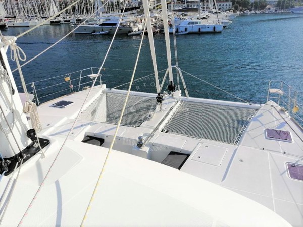 2013 LAGOON 560