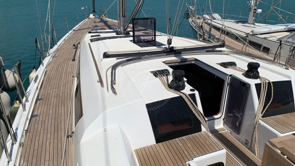 2018 DUFOUR 56 EXCLUSIVE