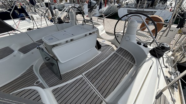 2008 JEANNEAU 42 DS 