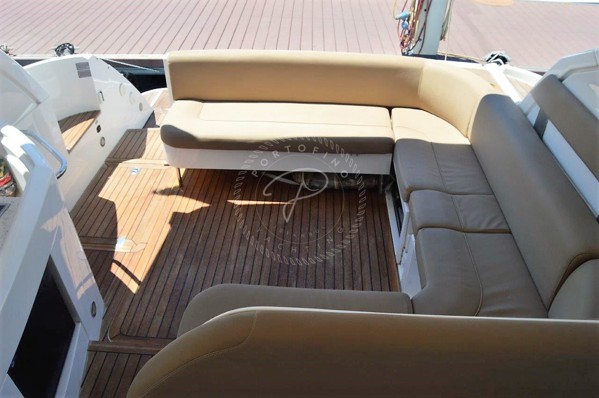 2012 FAIRLINE TARGA 38