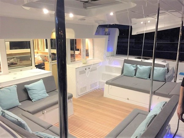 2013 LAGOON 450 F