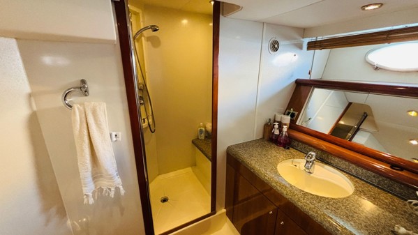 2000 SUNSEEKER MANHATTAN 64