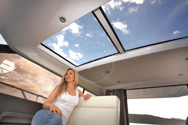 2011 JEANNEAU NC 11