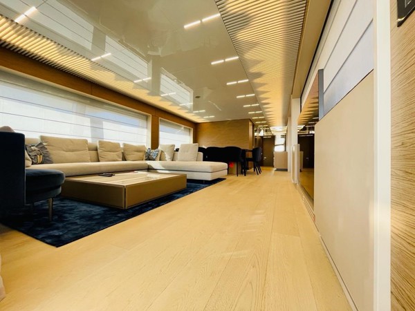 2021 FERRETTI YACHTS 920