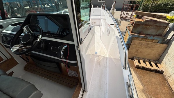 2021 AXOPAR 28 CABIN