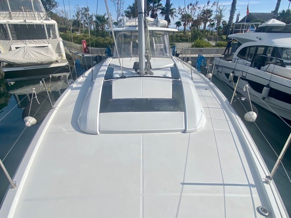 2021 BENETEAU OCEANIS 51.1