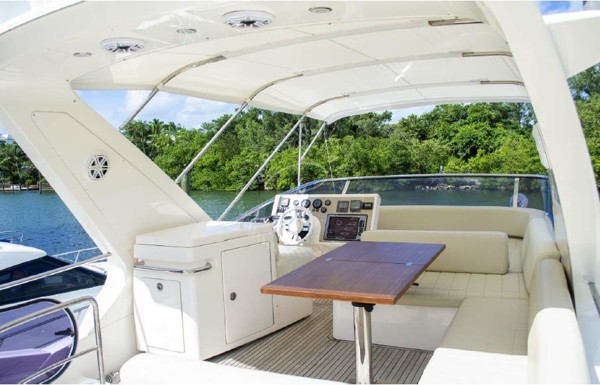2012 AZIMUT 53 FLY