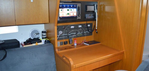 2009 GRAND SOLEIL 46