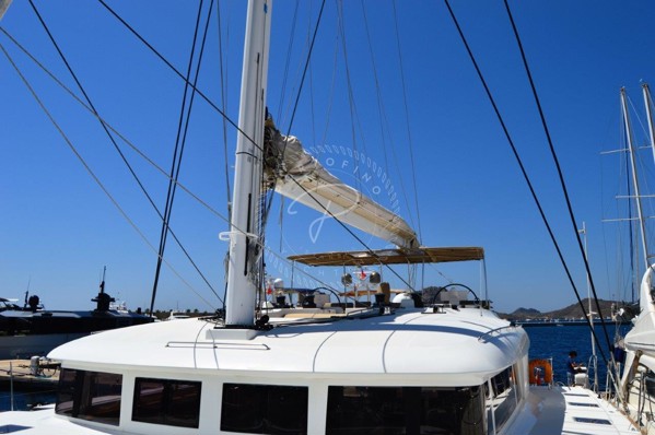 2012 LAGOON 620