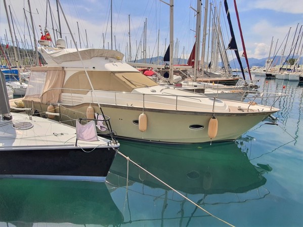 2012 VIKING MARIN 405 FLY