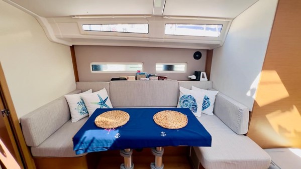 2020 JEANNEAU SUN ODYSSEY 410