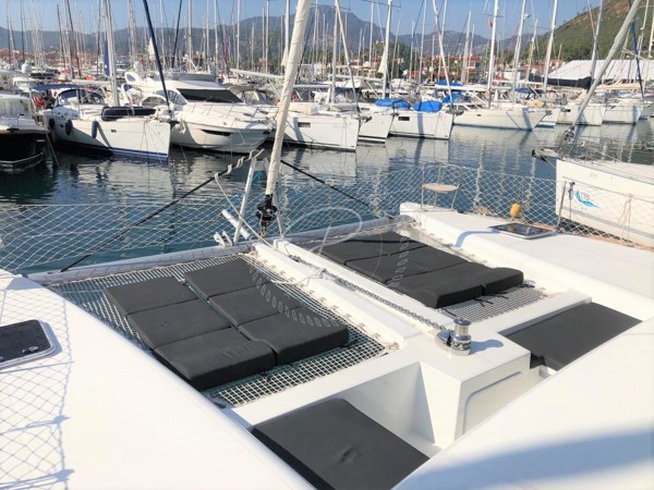 2019 LAGOON 450 F
