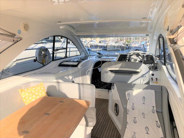2013 BENETEAU GT 34 FLYER