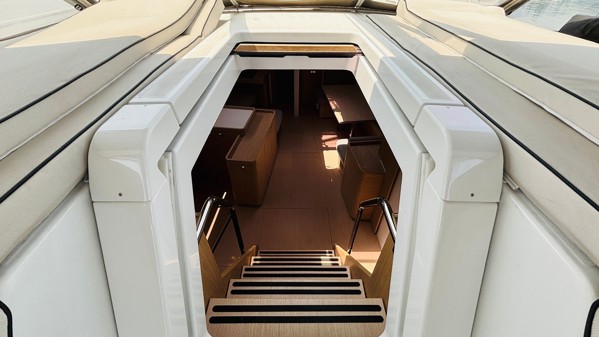 2024 BENETEAU OCEANIS 54