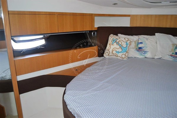 2012 FAIRLINE TARGA 38
