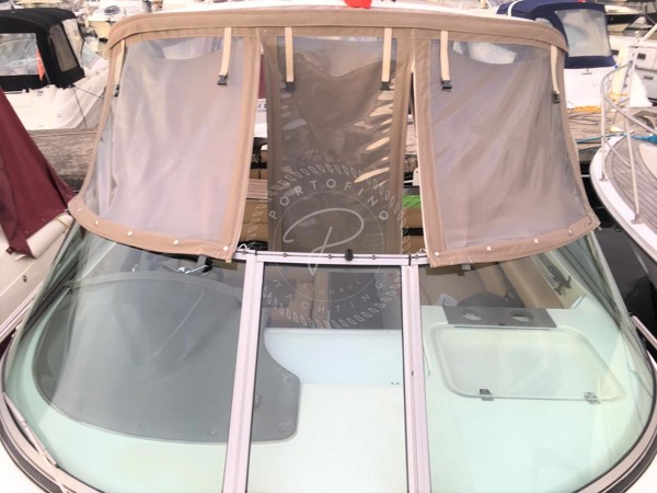 2011 RINKER 280 EC