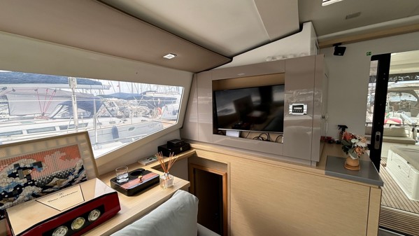 2016 FOUNTAINE PAJOT HELIA 44
