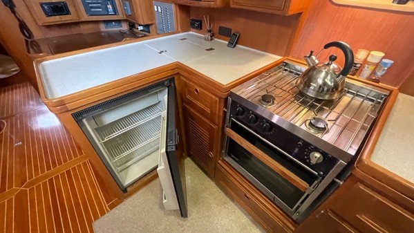 2001 SES YACHTS 50 MOTOR SAILOR