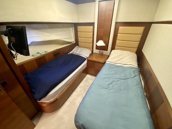 2007 AZIMUT 85