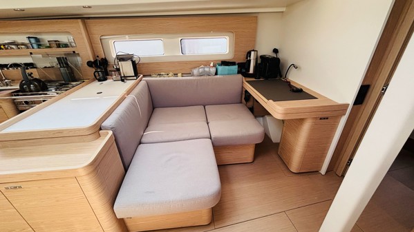 2024 BENETEAU OCEANIS 54