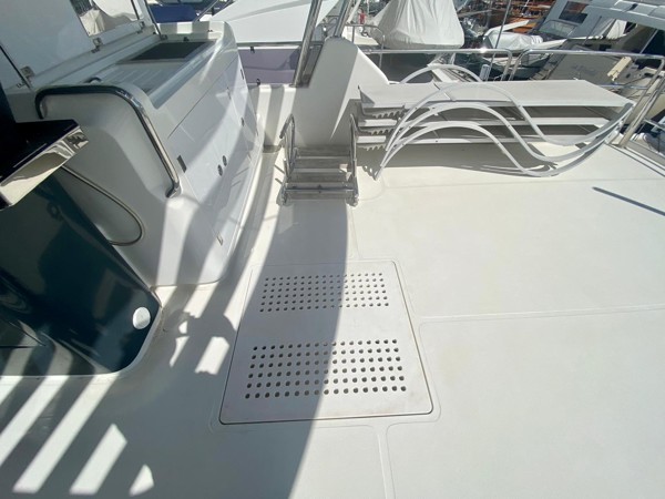 2018 SIRENA YACHTS 64