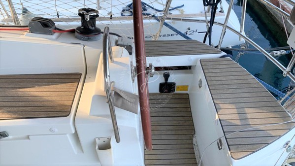 2012 JEANNEAU SUN ODYSSEY 44 DS