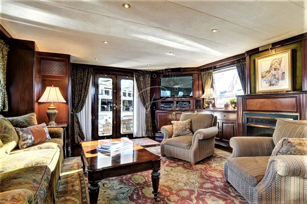 2002 CAPE SCOTT PILOTHOUSE 86