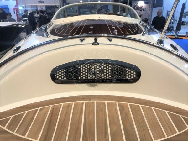 2023 YUKA 700 CLASSIC
