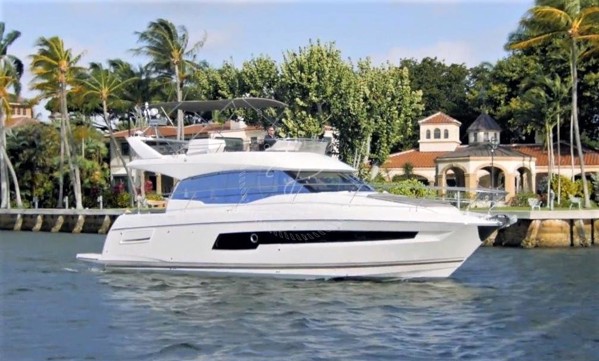 2018 PRESTIGE 460 FLY