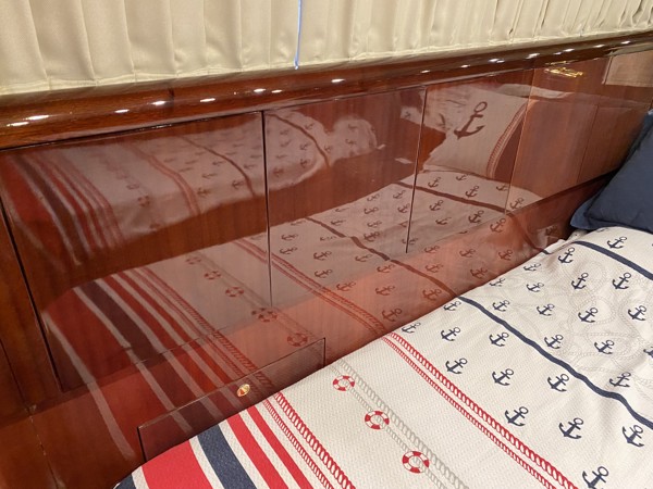 2000 FALCON 86