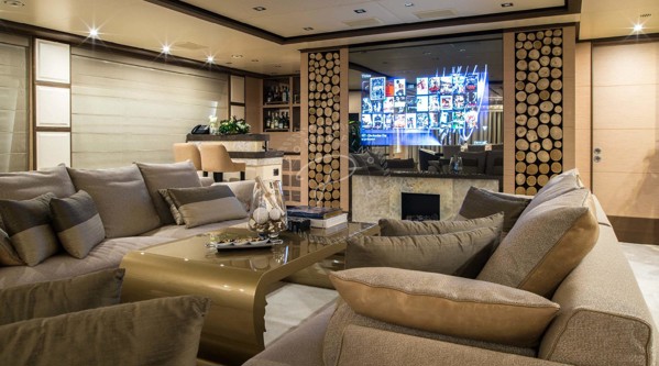 2014 BENETTI CRYSTAL 140