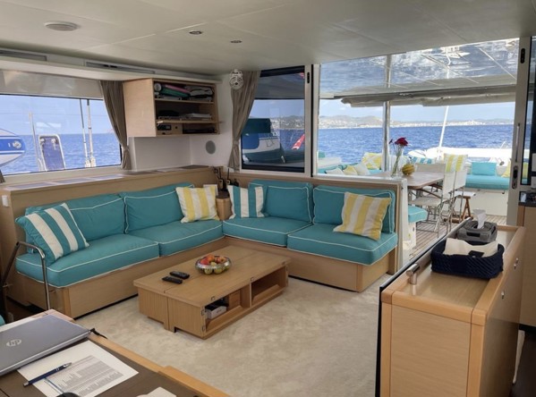 2017 LAGOON 560 S2