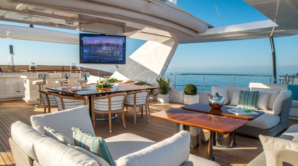 2014 BENETTI CRYSTAL 140