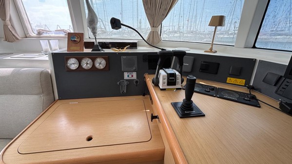 2008 LAGOON 440