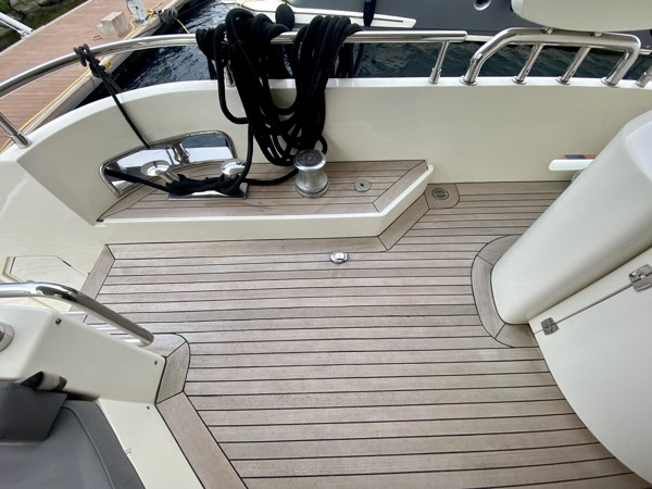 2007 AZIMUT 85