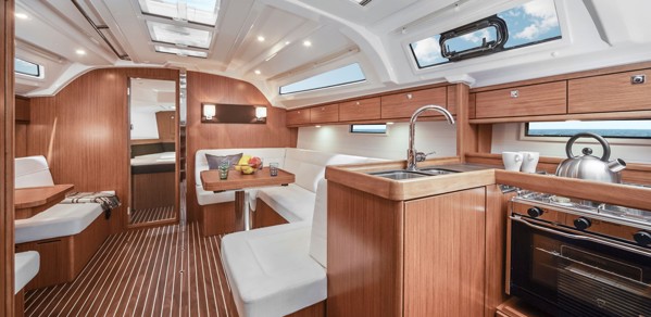 2020 BAVARIA 41 CRUISER