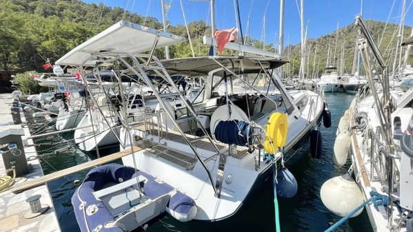 2014 BENETEAU OCEANIS 45