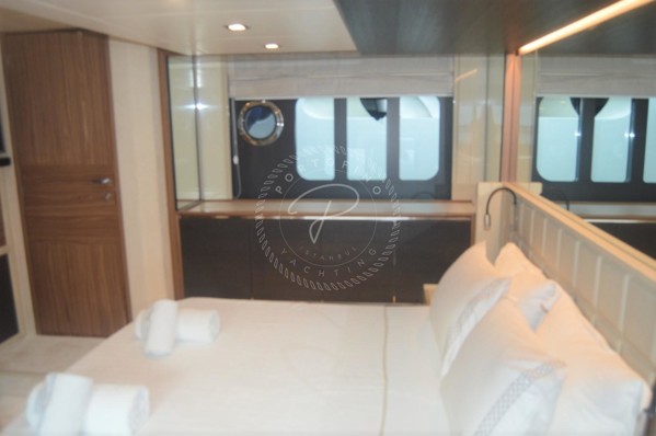2015 ABSOLUTE 60 FLY