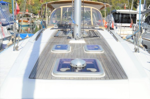 2011 DUFOUR 405 GRAND LARGE