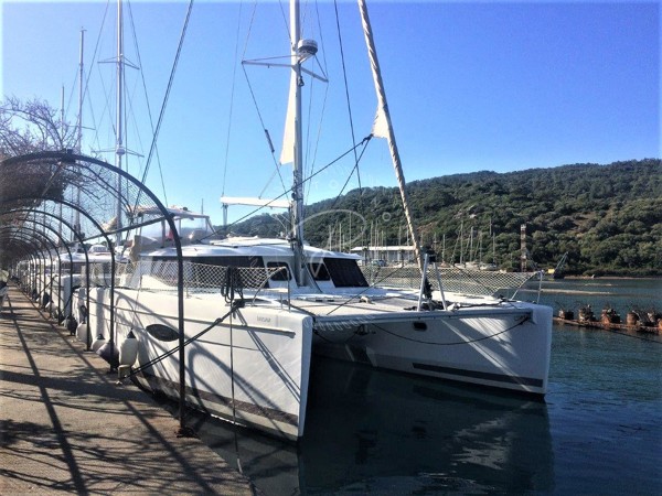 2013 FOUNTAINE PAJOT HELIA 44