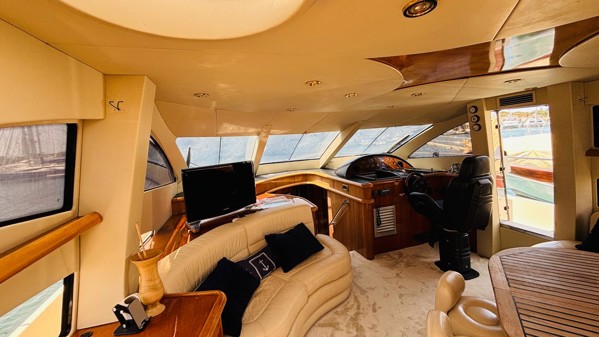 2000 SUNSEEKER MANHATTAN 64