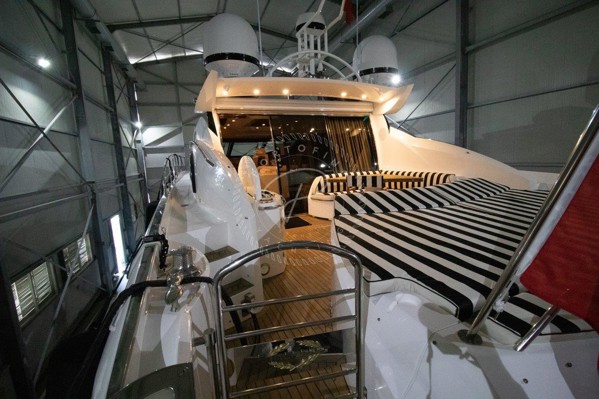 2008/2021 SUNSEEKER PREDATOR 72