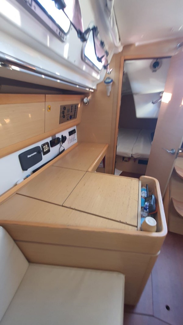 2012 BENETEAU FIRST 40