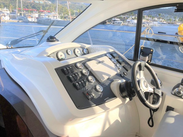 2013 BENETEAU GT 34 FLYER