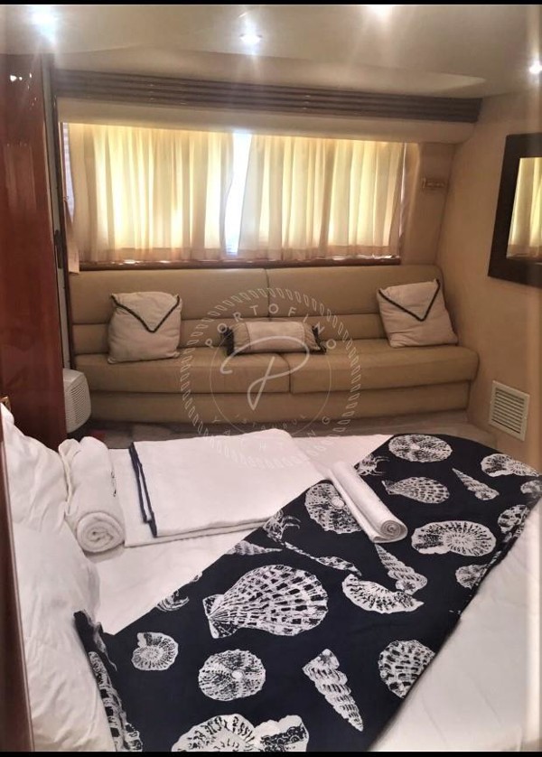 2002 AZIMUT 68 PLUS
