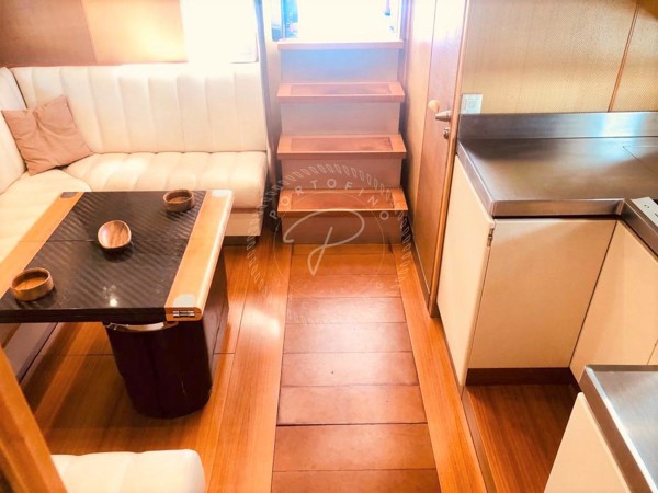 2007 MAXI DOLPHIN 51