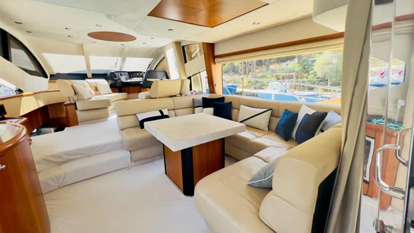 2009 SUNSEEKER MANHATTAN 60