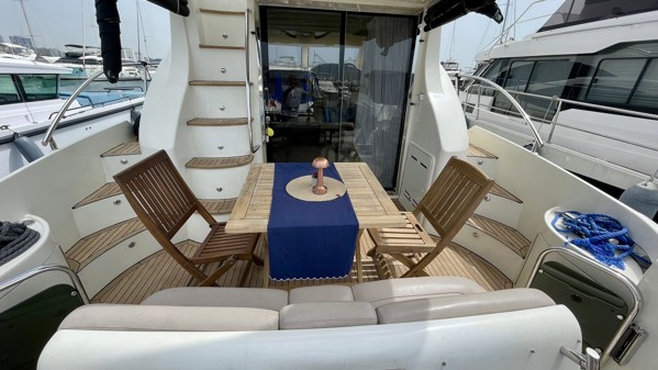 2003 AZIMUT 42 FLY