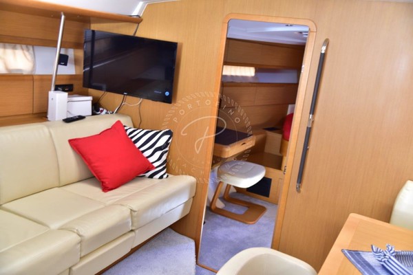 2012 JEANNEAU 53