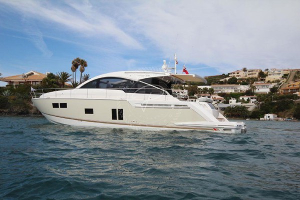 2012 FAIRLINE TARGA 58